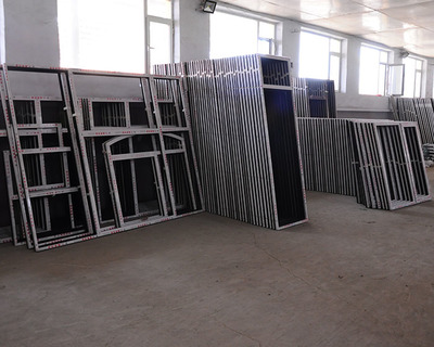 景德鎮超群白鋼門窗車間